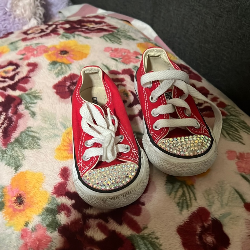 Tennis Shoe